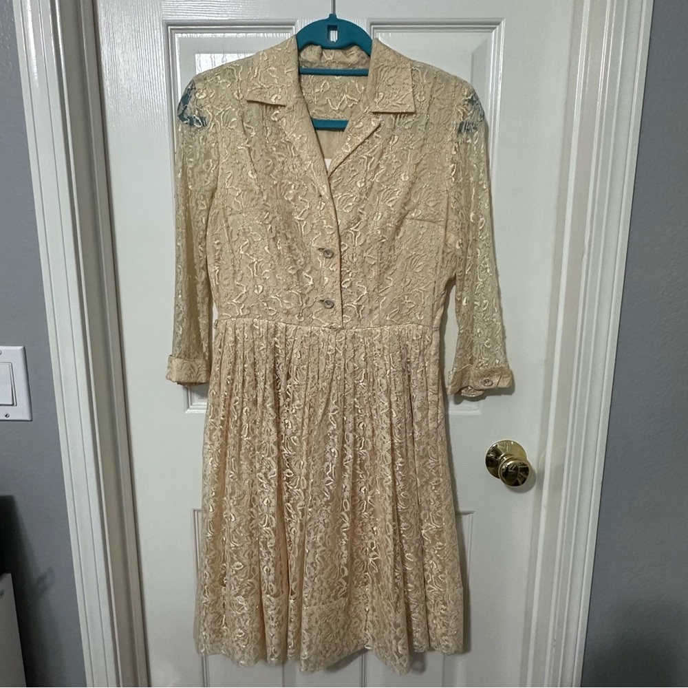 Light peach/pink lace vintage swing dress